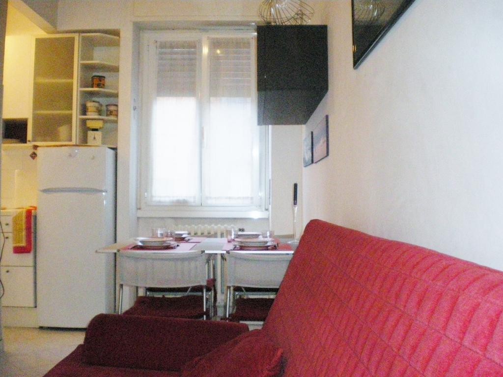 Apartment Melozzo Milão Quarto foto